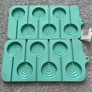 Set of 2 Silicone Lollipop Candy Molds - Teal. NWT.